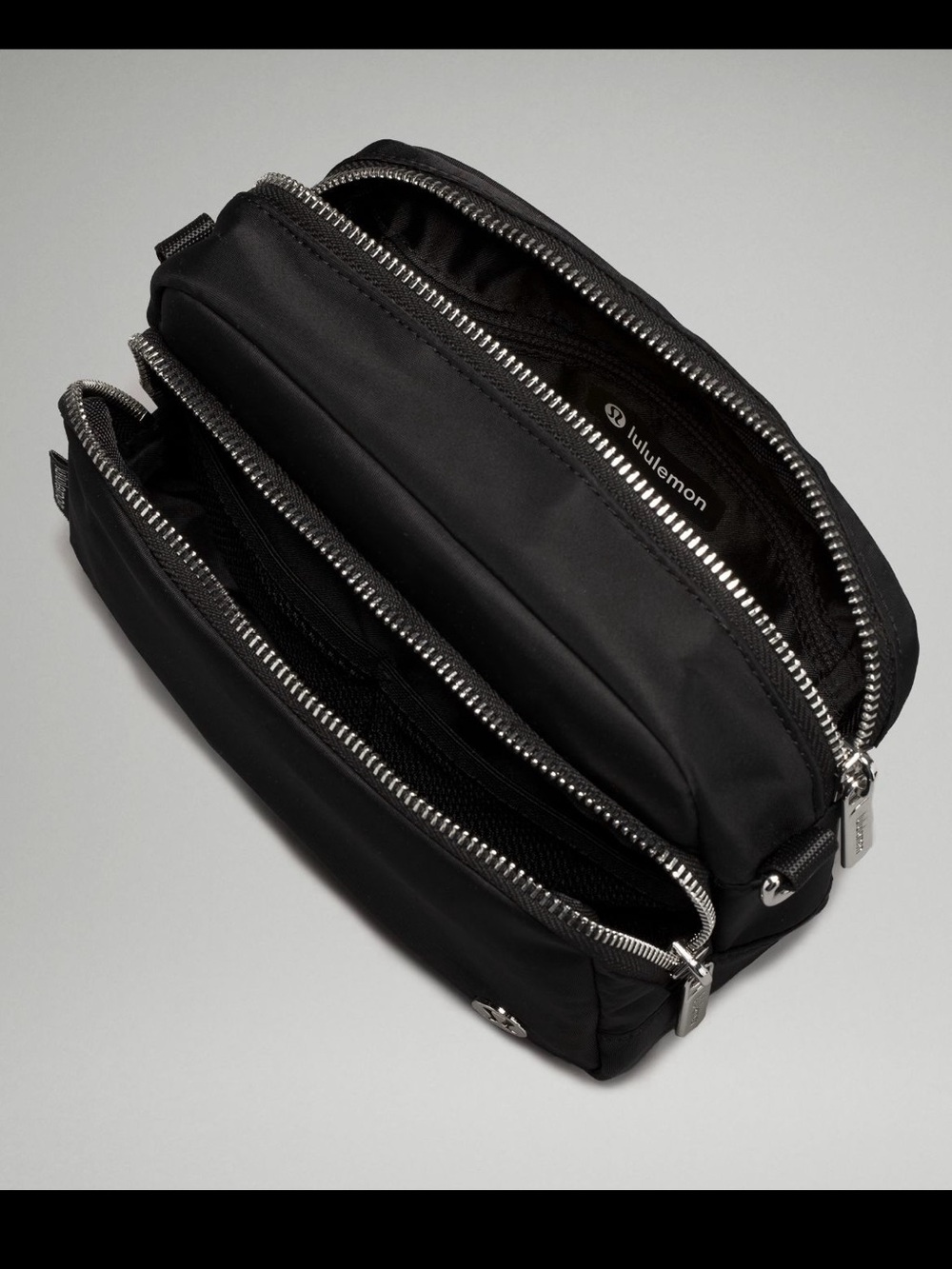Lululemon Everywhere Crossbody Bag 2L - Picture 2 of 7